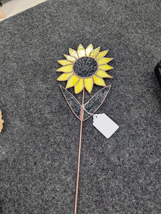 4/11/26 Stained Glass Sunflower Garden Stake or Tulip Plant Sticks 1pm (Saturday)